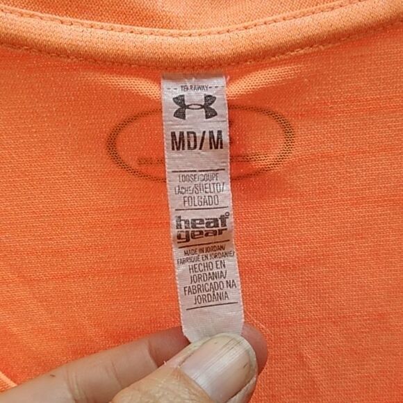 Under Armour top  - Picture 2 of 3